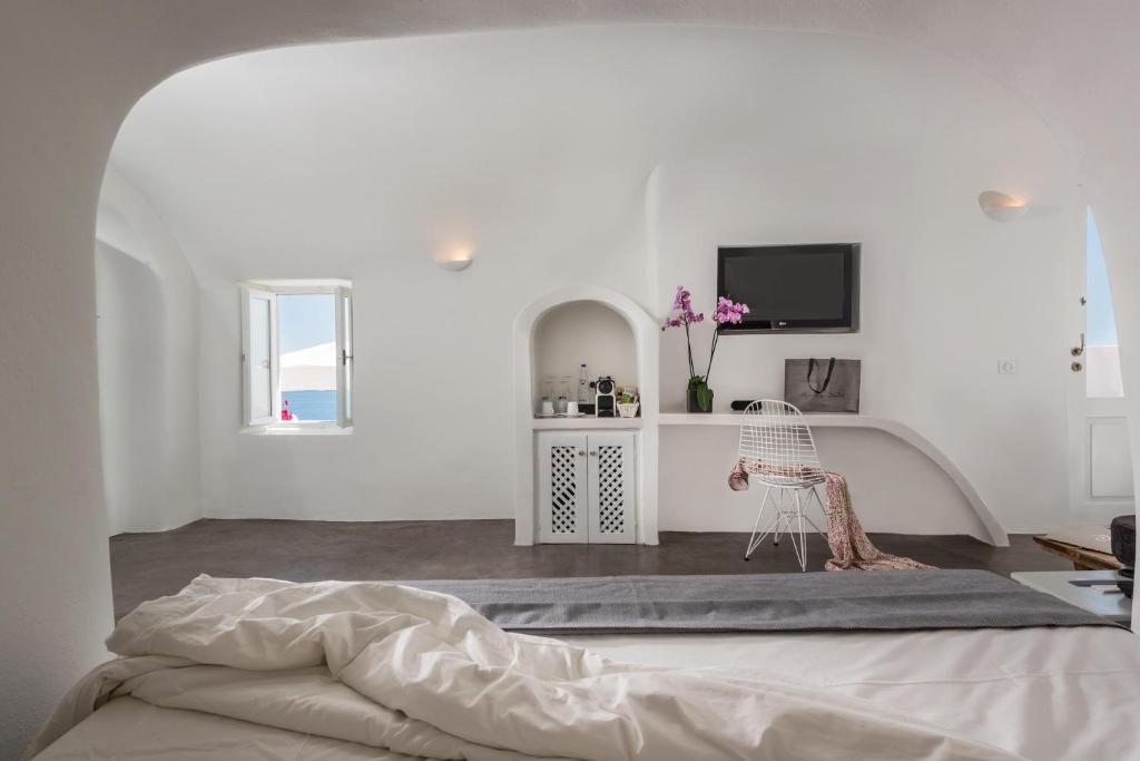 Andronis Boutique Hotel Santorini - Image 6