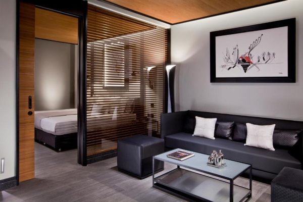 Met34 Hotel - Image 2